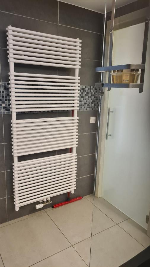 Апартаменты Frontaal Gelijkvloers Seaview 80M² 2 Slp Остенде Экстерьер фото